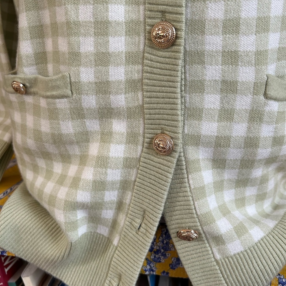 Cardigan - Picture 2 of 3